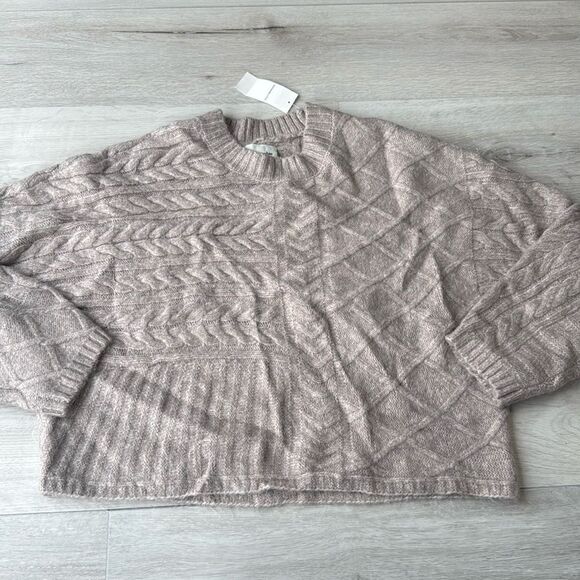 Abercrombie & Fitch Cable Crew Dolman‎ Sweater Tan/Grey S/M Nwt - Picture 5 of 6